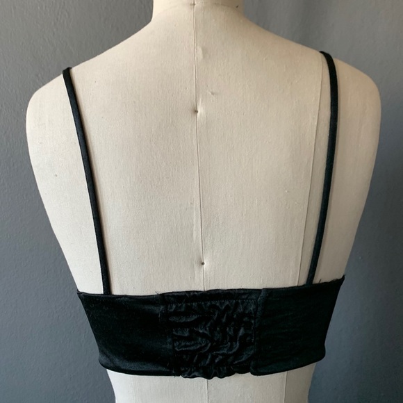 Zara Form Fitting Tank - Picture 2 of 2